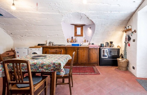 Roccabruna House | Wonderful private villa for 4 people with WIFI, TV and patio