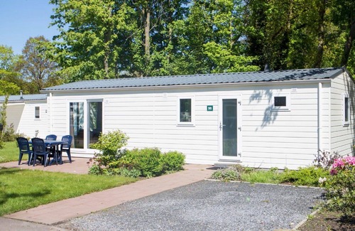 IJhorst House | Wonderful private villa for 4 guests with WIFI, pool, TV and terrace