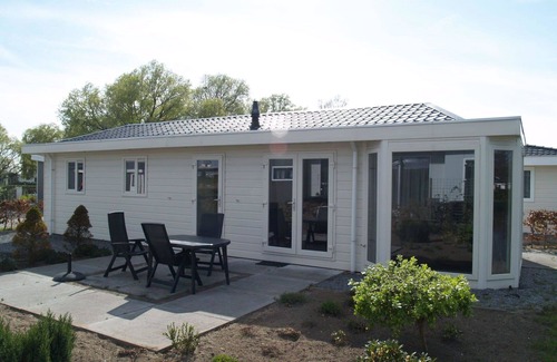 IJhorst House | Wonderful private villa for 4 guests with pool, WIFI, TV and terrace