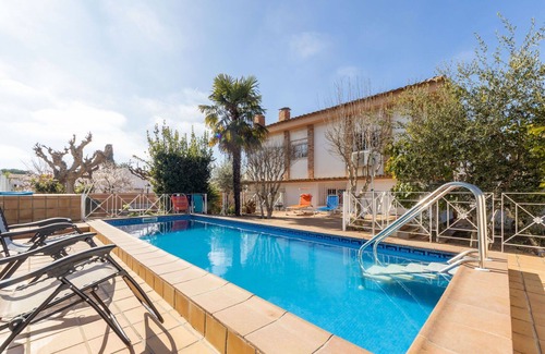 Tamarit House | Wonderful private villa for 9 people with private pool, A/C, WIFI, TV, balcony and pets allowed