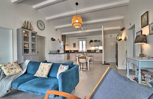 La Bree-les-Bains House | Wonderful private villa for 6 people with WIFI, TV and terrace