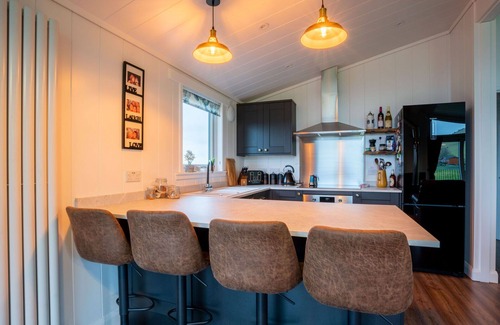 Kinross House | Wonderful private villa for 6 people with WIFI, TV and balcony
