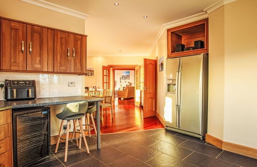 Aisgernis House | Wonderful private villa for 17 people with WIFI, hot tub, TV, patio and panoramic view