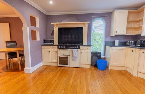 South Galson Villa | Wonderful private villa for 10 people with WIFI and TV