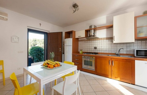 Follonica House | Wonderful private villa for 12 people with A/C, WIFI, private pool, TV, patio and pets allowed