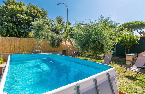 Follonica House | Wonderful private villa for 12 people with A/C, WIFI, private pool, TV, patio and pets allowed