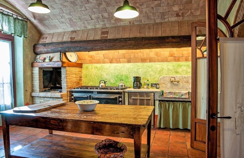 Barberino Val d'Elsa Villa | Wonderful private villa with hot tub, private pool, A/C, WIFI, TV, patio, close to San Gimignano