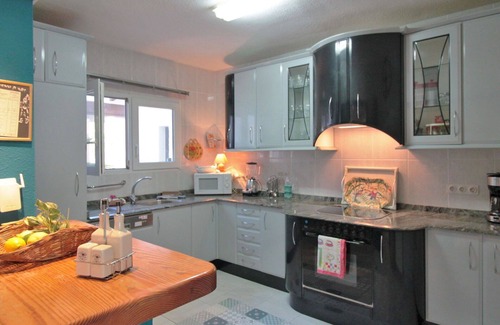 Bell Horizo House | Wonderful private villa for 10 people with private pool, WIFI, A/C, TV and patio