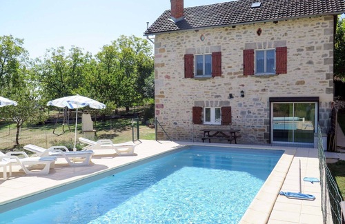 Loubressac Villa | Wonderful private villa with private pool, A/C, TV, terrace, pets allowed and panoramic view