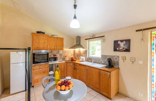 Venterol House | Wonderful private villa for 2 guests with WIFI, pool, TV and pets allowed