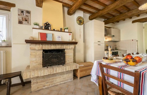 Casinina House | Wonderful private villa with private pool, hot tub, WIFI, TV, pets allowed and panoramic view