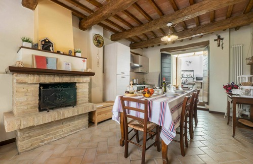 Casinina House | Wonderful private villa with private pool, hot tub, WIFI, TV, pets allowed and panoramic view