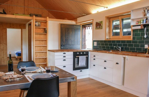 Semione House | Wonderful private villa for 4 guests with patio, pets allowed and panoramic view