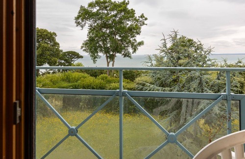 Ille-et-Vilaine House | Wonderful private villa for 13 guests with WIFI, TV and terrace