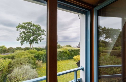 Ille-et-Vilaine House | Wonderful private villa for 13 guests with WIFI, TV and terrace