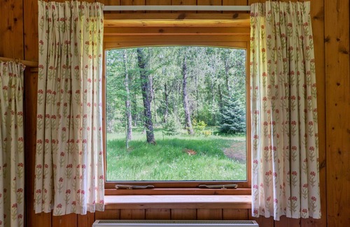 Beauly House | Wonderful private villa for 4 people with hot tub, WIFI, TV and pets allowed