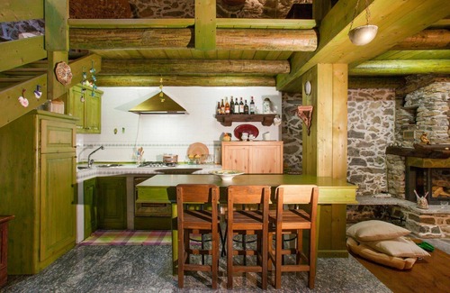 Dazio House | Wonderful private villa for 4 guests with hot tub, WIFI, terrace and pets allowed