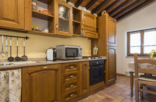 Oliveto Villa | Wonderful private villa for 8 guests with private pool, WIFI, TV, patio and pets allowed
