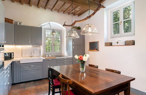 Vicchio Villa | Wonderful private villa for 10 guests with TV and pets allowed