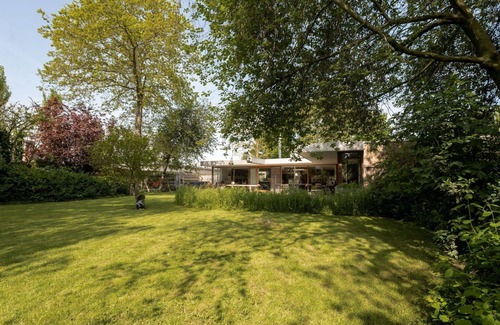 Konterdam Villa | Wonderful private villa for 6 guests with WIFI, hot tub, TV and terrace