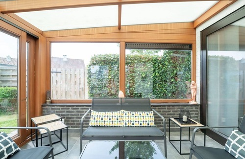 Bredene House | Wonderful private villa for 5 people with WIFI, TV, terrace and pets allowed