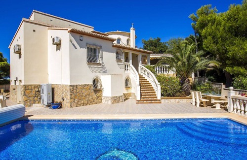 Media Luna Villa | Wonderful private villa for 6 people with private pool, WIFI, A/C, TV and patio