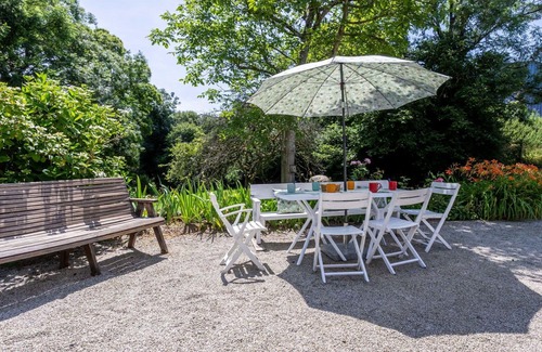 Coutances House | Wonderful private villa for 6 people with WIFI, TV and terrace