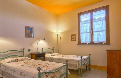 Certaldo Villa | Wonderful private villa with private pool, A/C, WIFI, terrace, pets allowed, panoramic view, parking