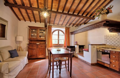 Cetona Villa | Wonderful private villa for 20 guests with WIFI, A/C, private pool, TV, patio and panoramic view