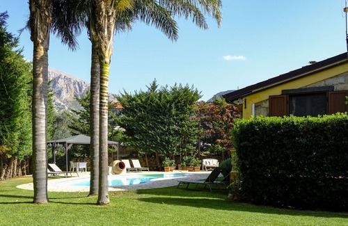Cinisi Villa | Wonderful private villa for 7 people with WIFI, A/C, private pool, TV and patio