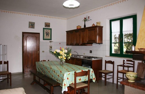 Cortona Villa | Wonderful private villa for 12 guests with WIFI, A/C, private pool, TV, terrace and pets allowed