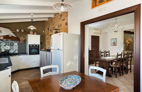 Mockarta Villa | Wonderful private villa for 9 guests with A/C, private pool, WIFI, TV, terrace and panoramic view