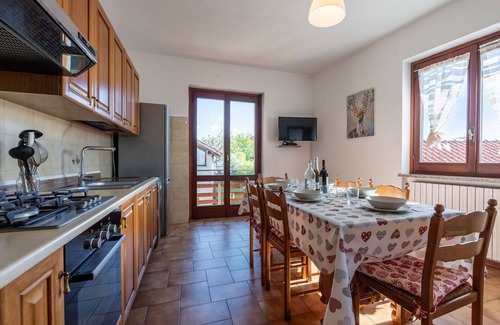 Pella House | Wonderful private villa for 6 people with WIFI, TV, patio and pets allowed
