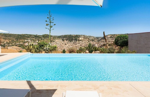 Scicli Villa | Wonderful private villa with sauna, hot tub, private pool, WIFI, A/C, TV, terrace and panoramic .