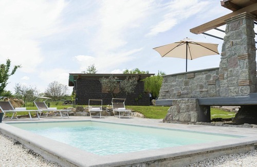 Sutri House | Wonderful private villa for 4 people with A/C, WIFI, private pool, TV, terrace and panoramic view