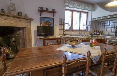 Sutri Villa | Wonderful private villa for 11 people with private pool, WIFI, A/C, TV, terrace and pets allowed