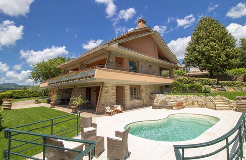 Sutri Villa | Wonderful private villa for 11 people with private pool, WIFI, A/C, TV, terrace and pets allowed