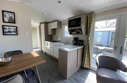 Biddinghuizen House | Wonderful private villa for 4 guests with pool, WIFI, TV and terrace