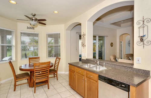 Fruitville House | WONDERFUL Sarasota Home NOW AVAILABLE FOR 2025 Mid/Long term.