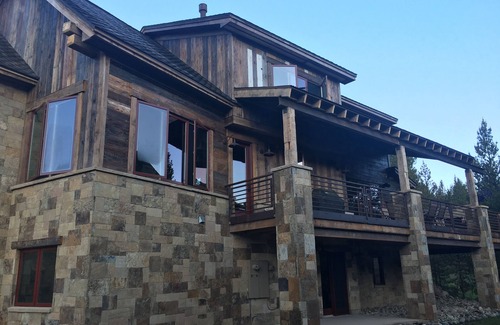 Copper Mountain House | Wonderful Ski Access, Privacy and Views - 5+Bed/5.5 Bath Sleeps 18+