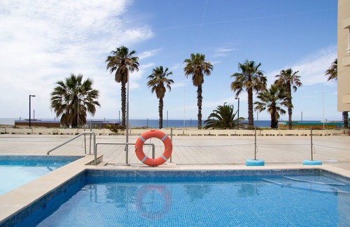 Costa de Caparica Apartment | Wonderful Studio Apartment in Front of the Beach