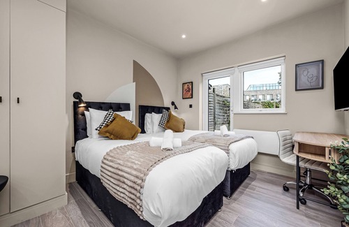 Livesey Apartment | Wonderful studio in London with WiFi and fitness center access