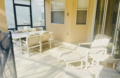 Haines City House | Wonderful towerlakes five bed, five bath pool home with game room