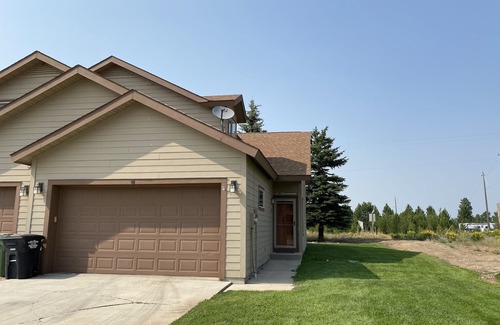 Donnelly House | Wonderful Townhouse Minutes From Tamarack Resort