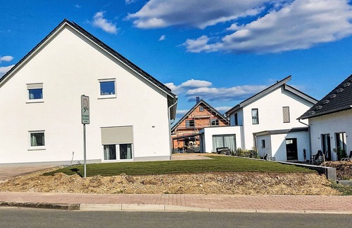 Brakel House | Wonderful villa for 6 guests with WIFI, TV, terrace, pets allowed and parking