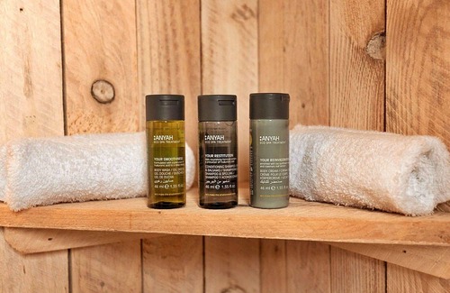 Chiddingstone Hoath House | Wonderful villa for 4 guests with WIFI, hot tub and terrace