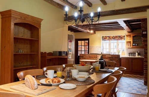 Dalbury Lees House | Wonderful villa for 10 people with WIFI and TV