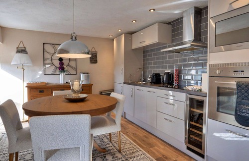 Buxton House | Wonderful villa for 12 people with WIFI and pets allowed