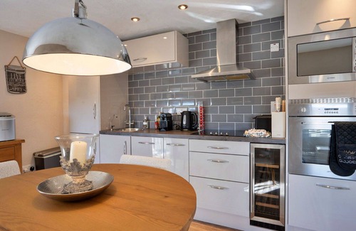 Buxton House | Wonderful villa for 12 people with WIFI and pets allowed