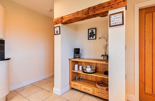 Holywell House | Wonderful villa for 14 people with WIFI